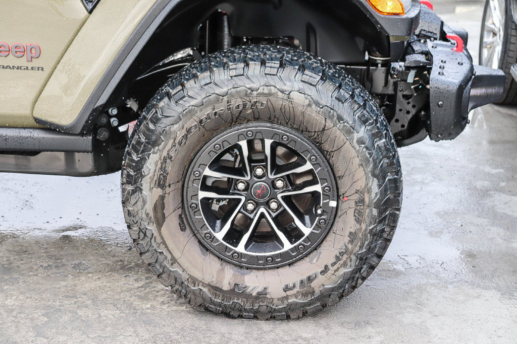 New 2026 Jeep Wrangler Unlimited Rubicon AWD/4WD image 11