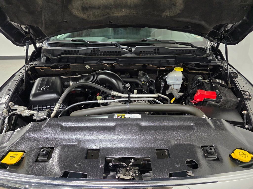 Used 2022 RAM 1500 Classic SLT image 11