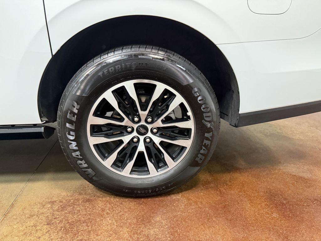 Used 2025 Ford Expedition Max Platinum image 94