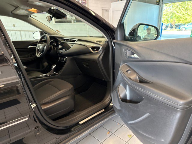 Used 2021 Buick Encore GX Preferred w/ Cold Weather Comfort Package image 28