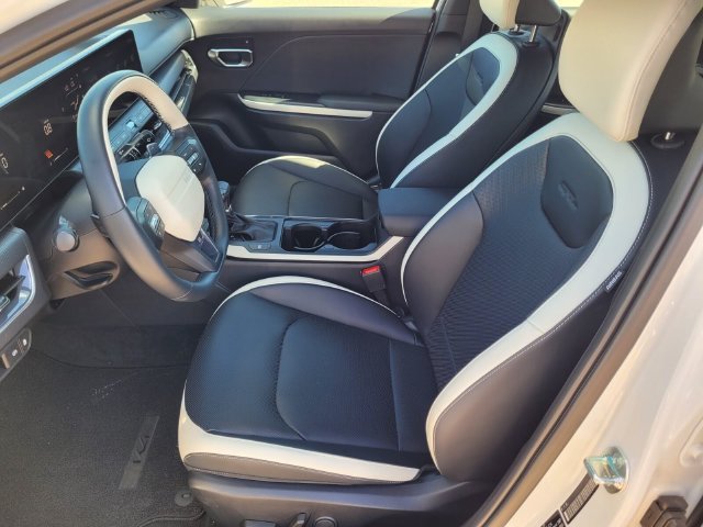 New 2026 Kia K4 EX FWD image 8