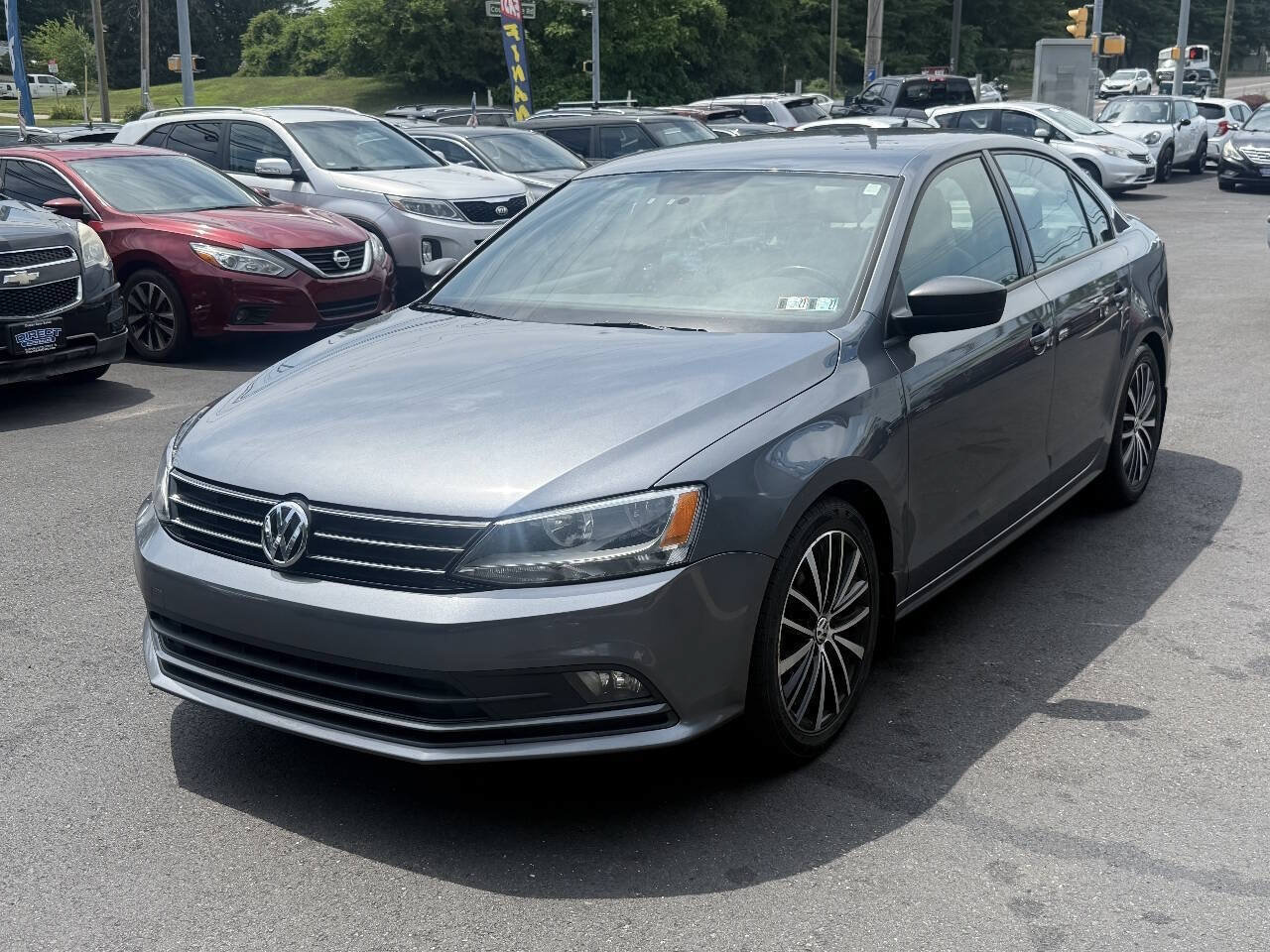 Used 2015 Volkswagen Jetta Sport FWD image 21