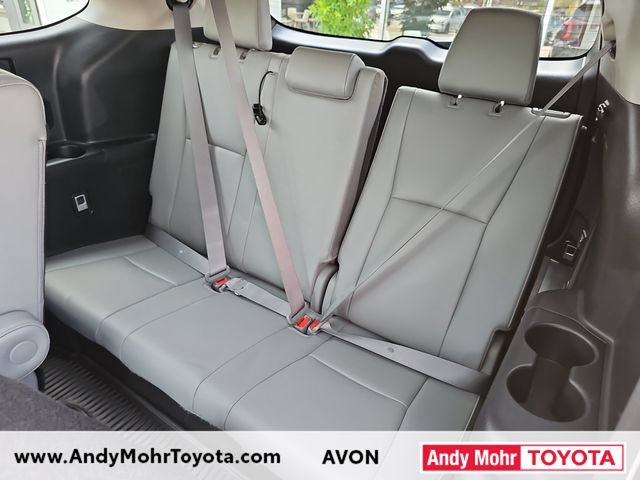 Used 2023 Toyota Highlander Platinum FWD image 33