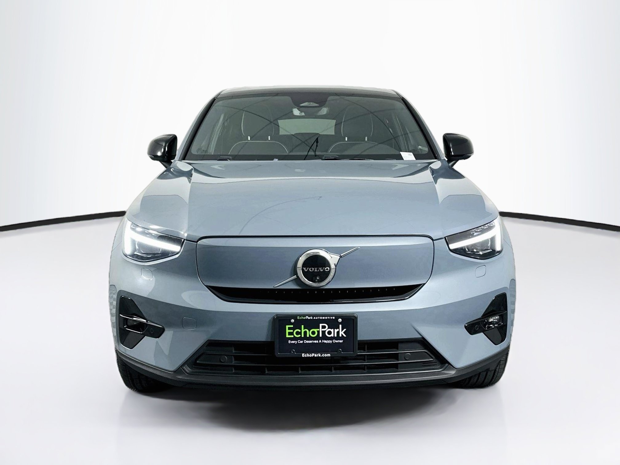 Used 2023 Volvo C40 P8 Recharge Ultimate w/ Protection Package Premier AWD/4WD image 2