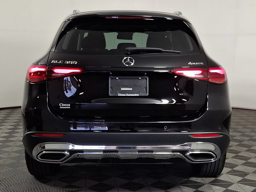 Used 2023 Mercedes-Benz GLC 300 4MATIC image 8
