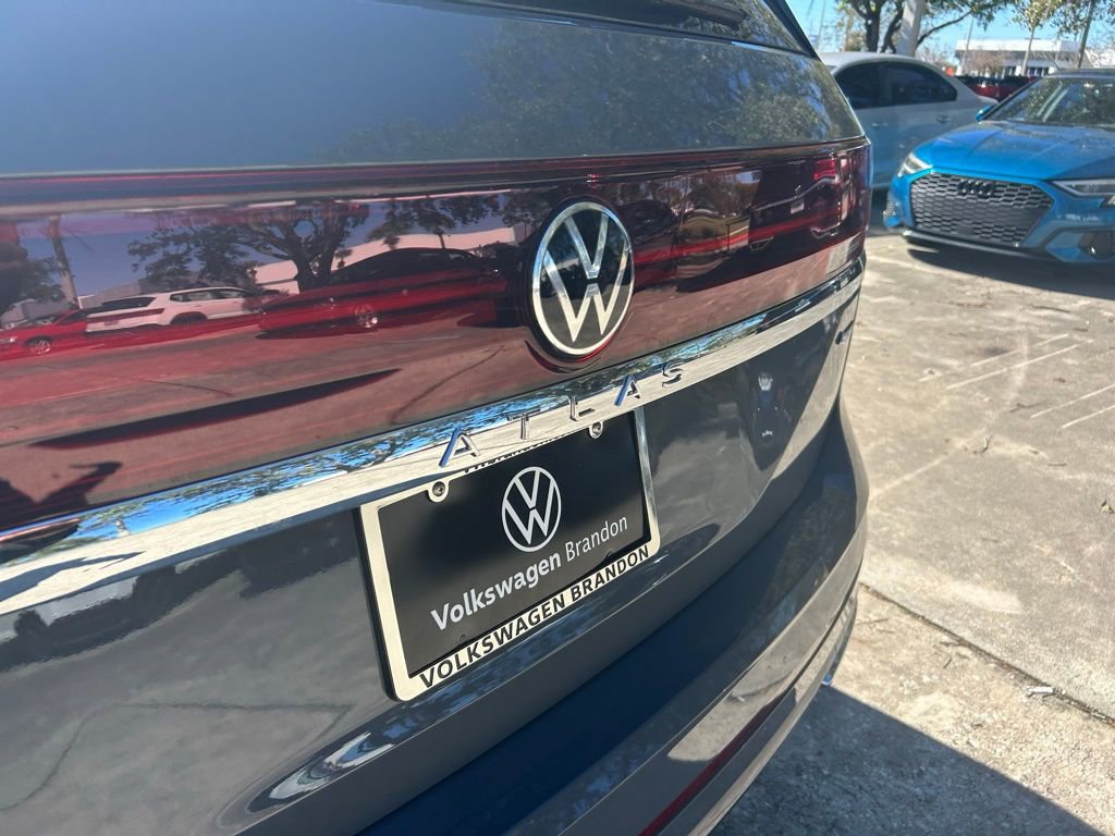 New 2026 Volkswagen Atlas SEL Premium R-Line image 32