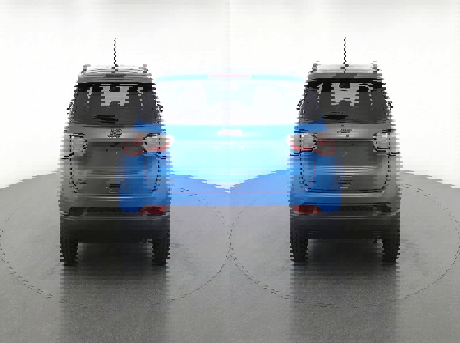 Used 2026 Jeep Compass Latitude image 7