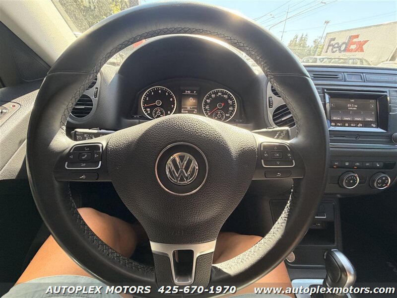 Used 2016 Volkswagen Tiguan S FWD image 12