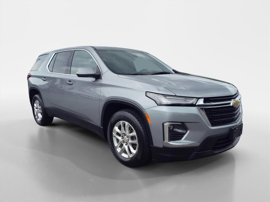 Used 2023 Chevrolet Traverse LS w/ Safety Package AWD/4WD image 7