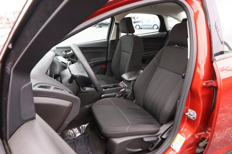 Used 2018 Ford Focus SE image 8