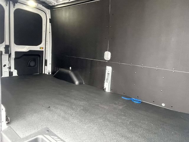 New 2026 Ford Transit 250 148 Medium Roof w/ Load Area Protection Package RWD image 13