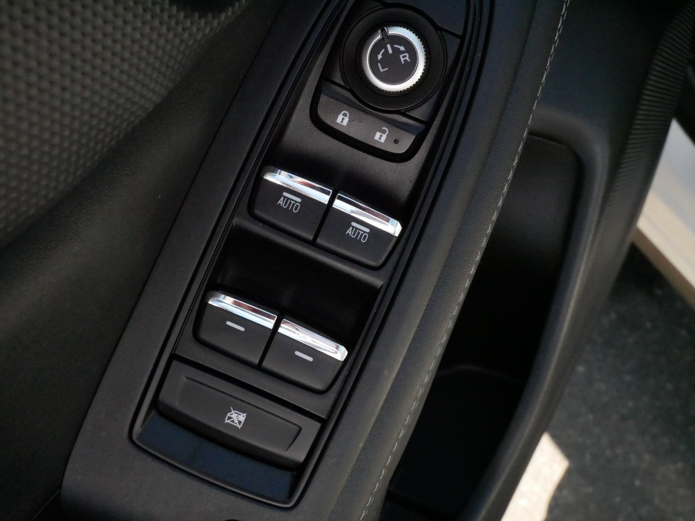 Used 2021 Subaru Forester Limited AWD/4WD image 19