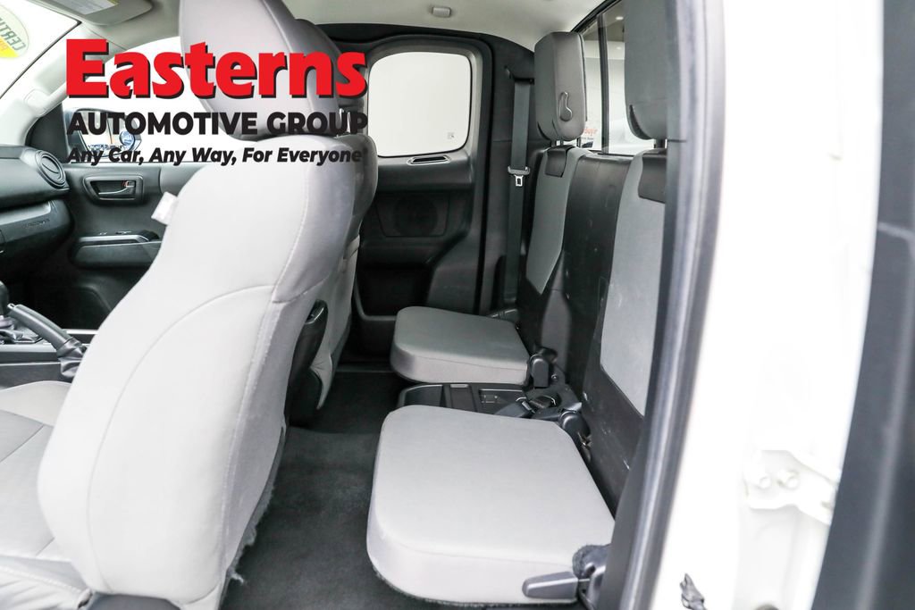 Used 2022 Toyota Tacoma SR w/ SR Convenience Package image 20