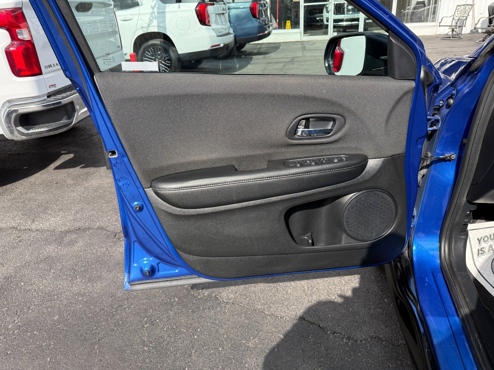 Used 2022 Honda HR-V Sport image 15