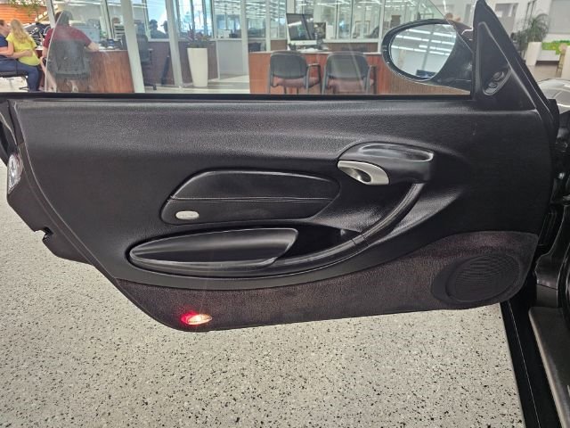 Used 2000 Porsche Boxster image 17