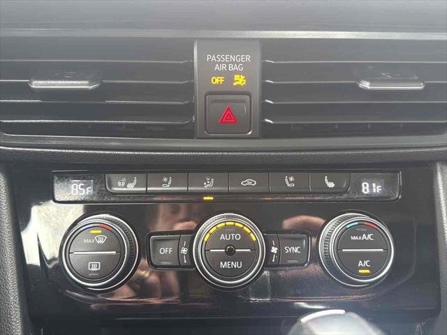 Used 2021 Volkswagen Jetta SEL Premium image 21