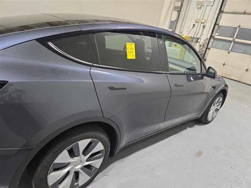Used 2023 Tesla Model Y Long Range image 8