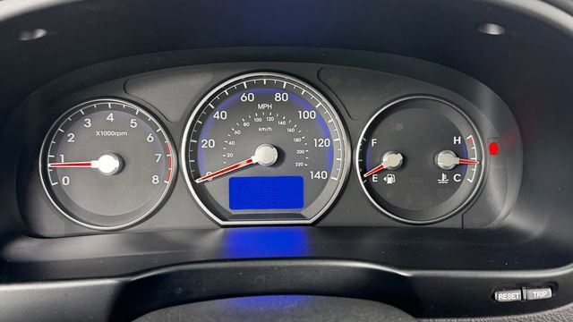 Used 2012 Hyundai Santa Fe Limited FWD image 20