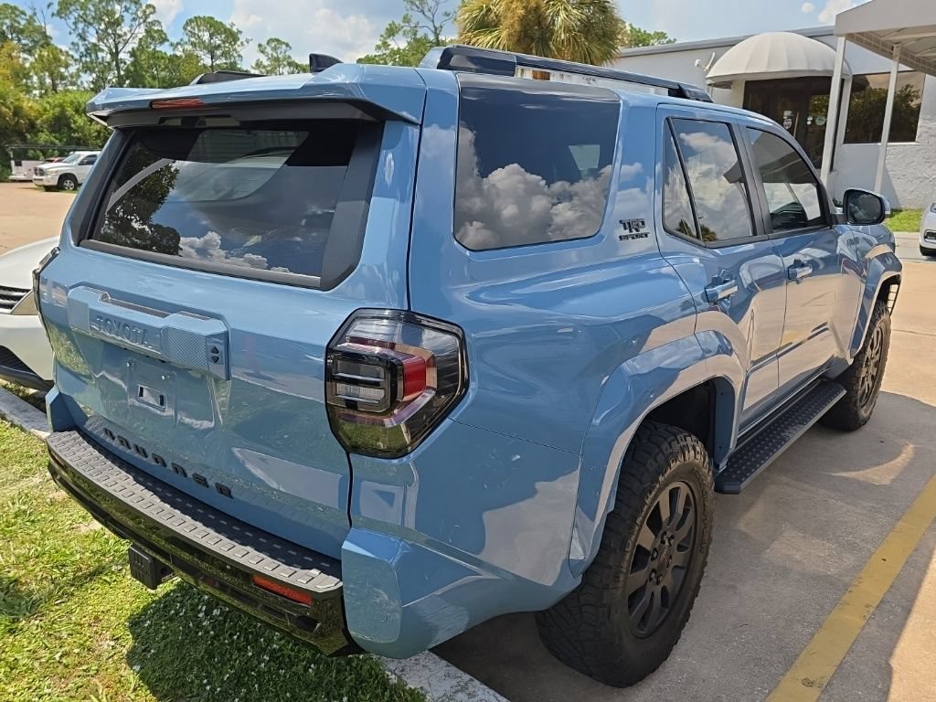 Used 2025 Toyota 4Runner TRD Sport AWD/4WD image 5