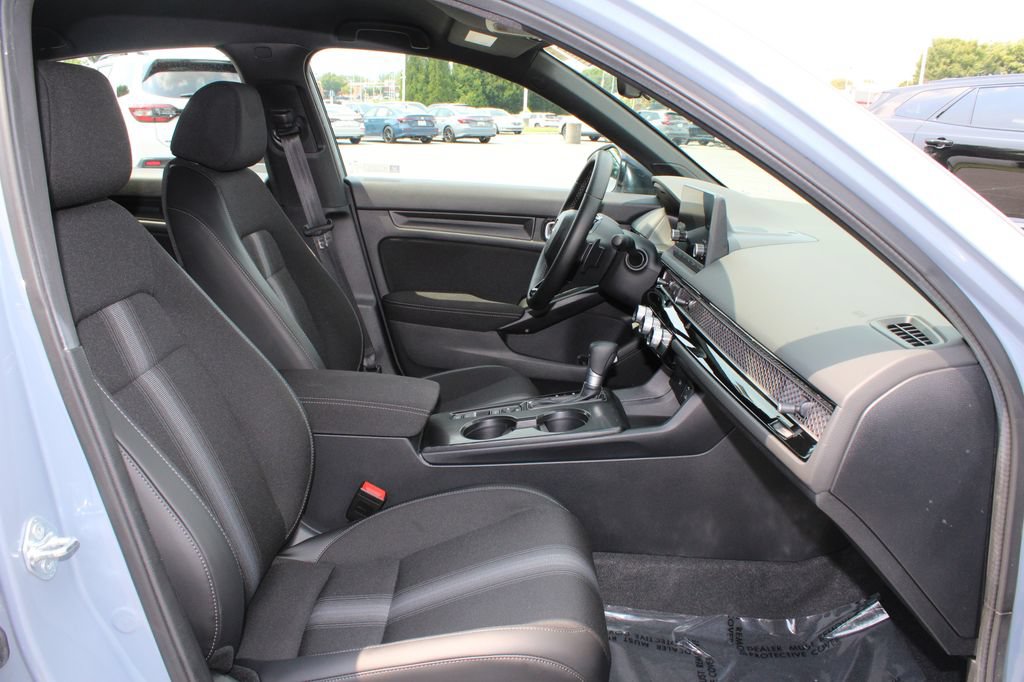 Used 2024 Honda Civic Sport image 13