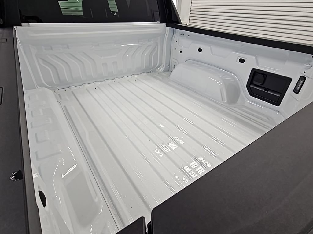 New 2026 GMC Sierra EV Elevation image 32