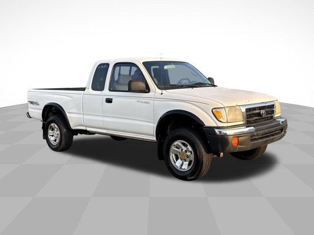 Used 2000 Toyota Tacoma PreRunner RWD image 3
