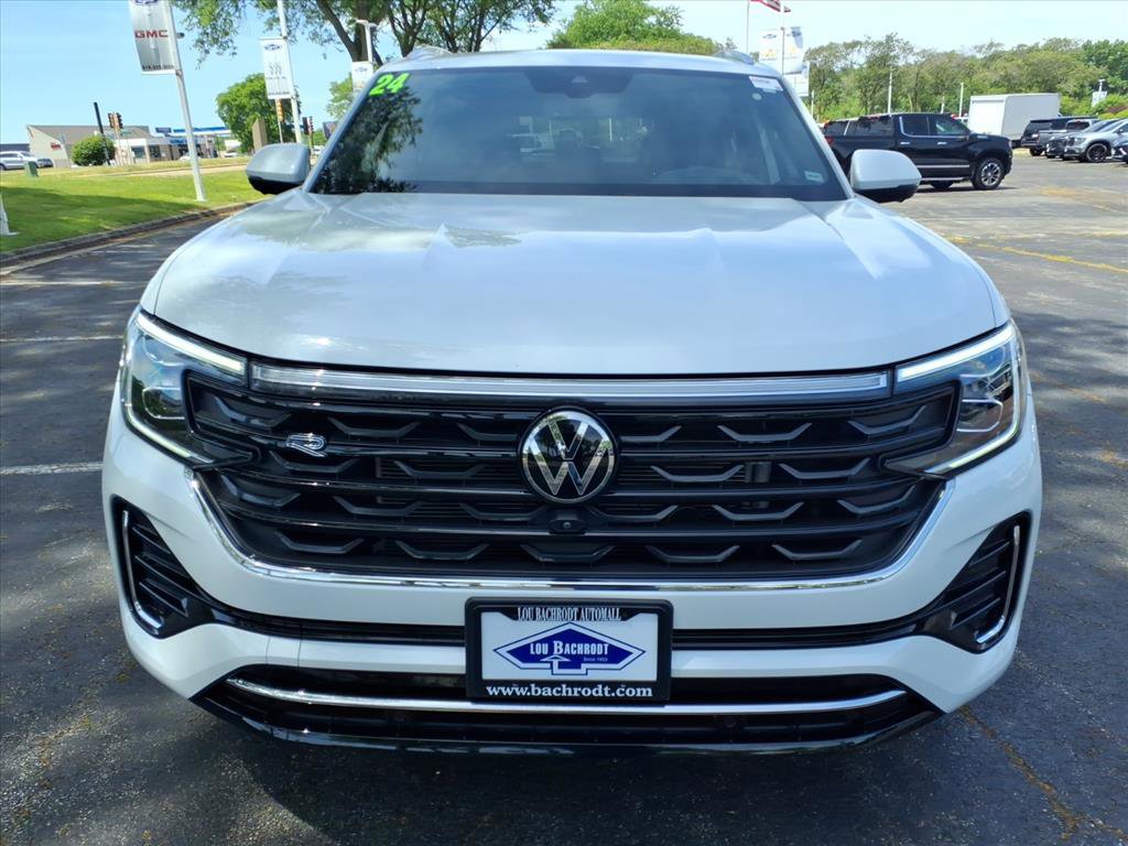 Used 2024 Volkswagen Atlas Cross Sport SEL Premium R-Line AWD/4WD image 2