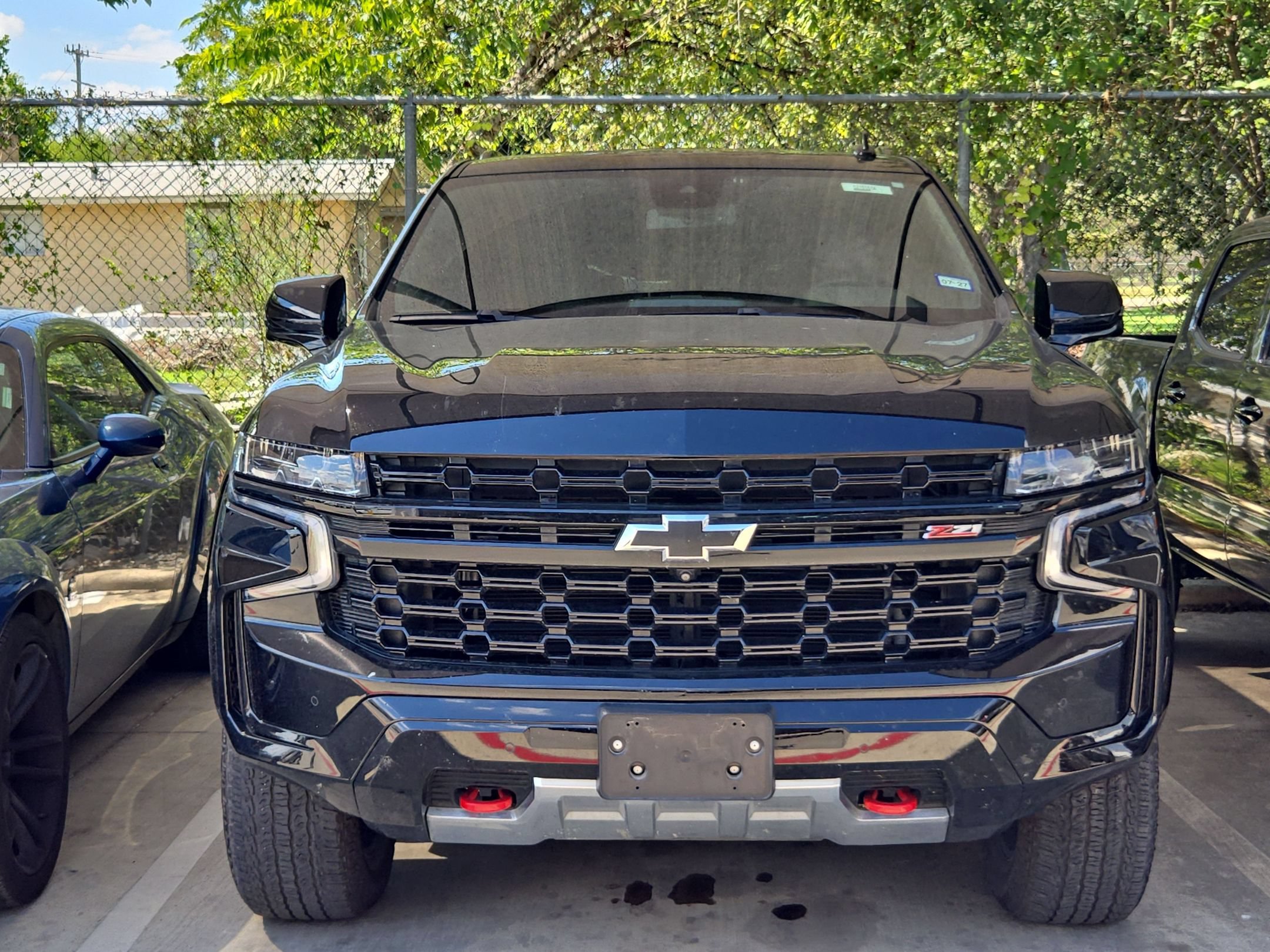 Certified 2023 Chevrolet Tahoe Z71 w/ Luxury Package AWD/4WD image 2