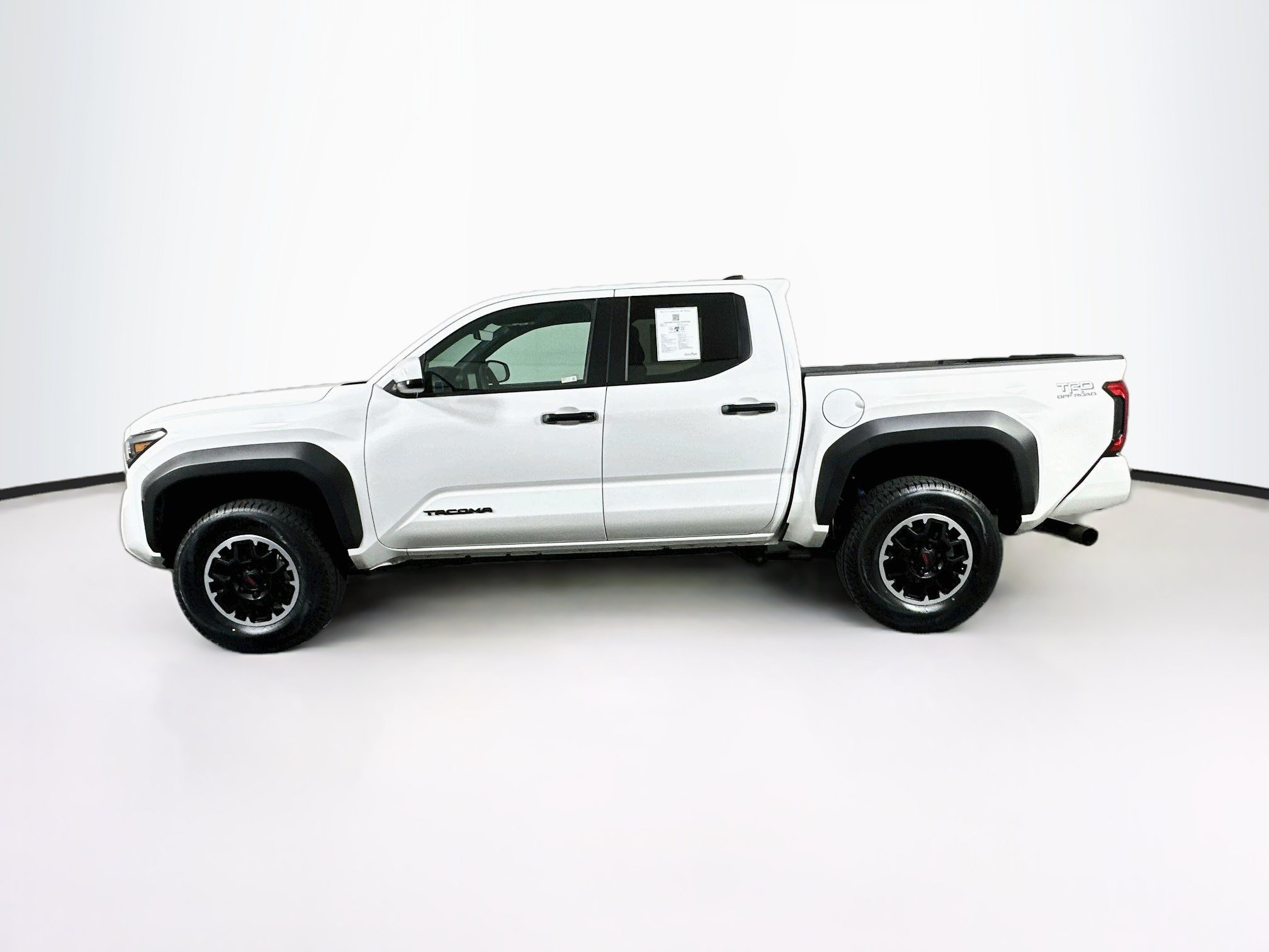 Used 2026 Toyota Tacoma TRD Off-Road AWD/4WD image 4