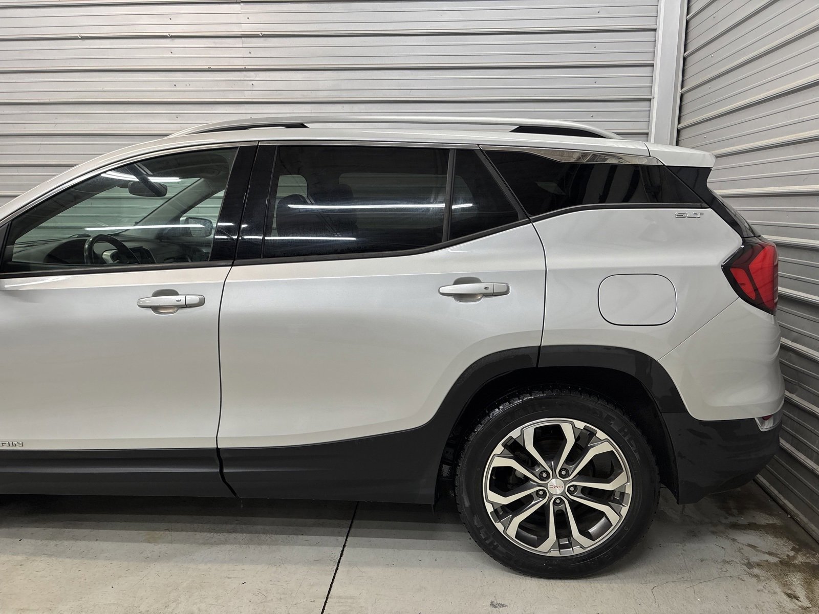 Used 2019 GMC Terrain SLT image 5