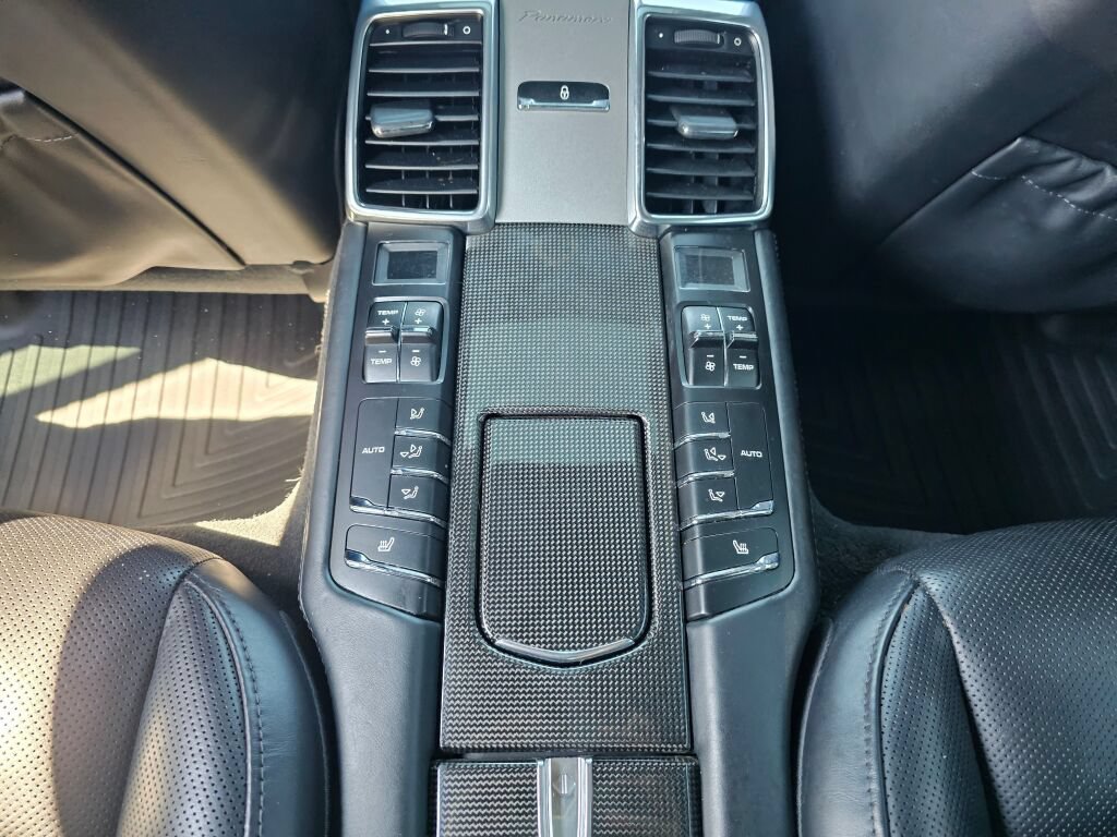 Used 2013 Porsche Panamera GTS AWD/4WD image 19