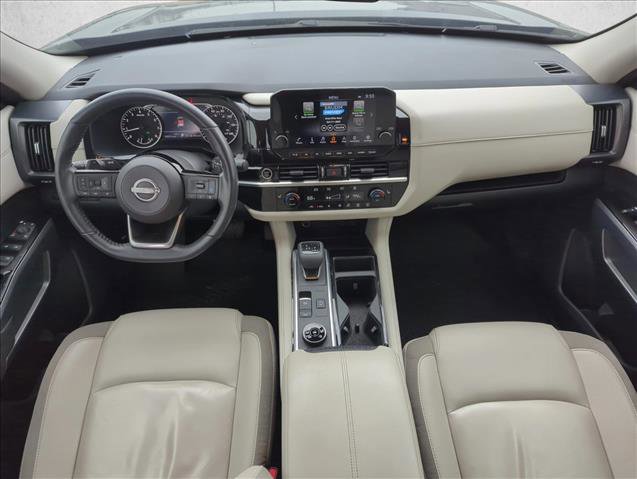 Used 2023 Nissan Pathfinder SL image 17
