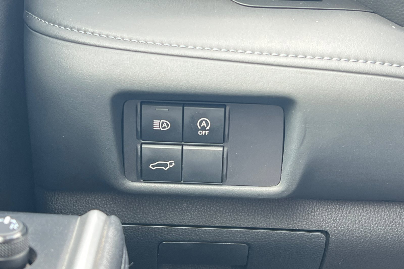 Used 2024 Toyota Highlander XLE image 41