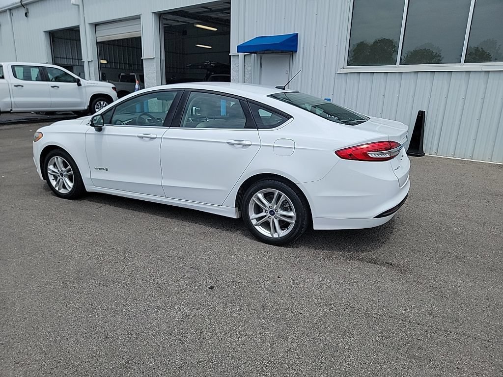 Used 2018 Ford Fusion S FWD image 3