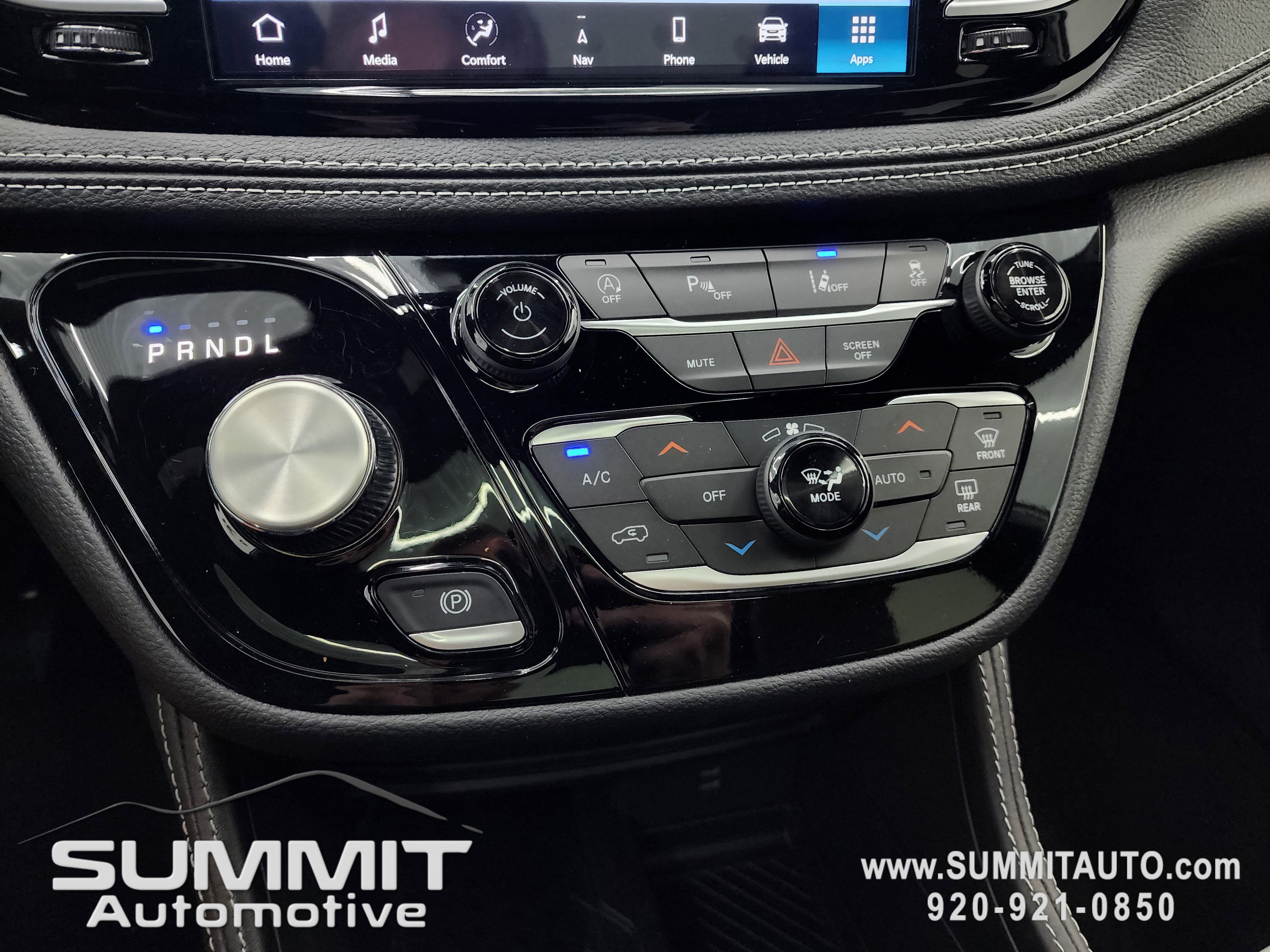 New 2026 Chrysler Pacifica Limited w/ S Appearance Package image 59