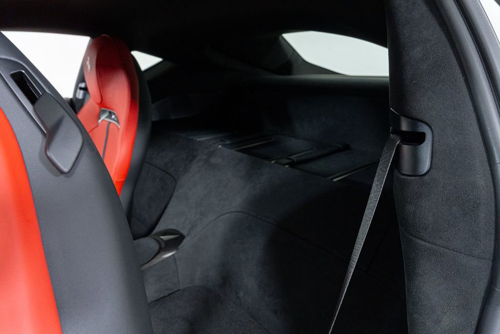 Used 2025 Ferrari 12Cilindri RWD image 37
