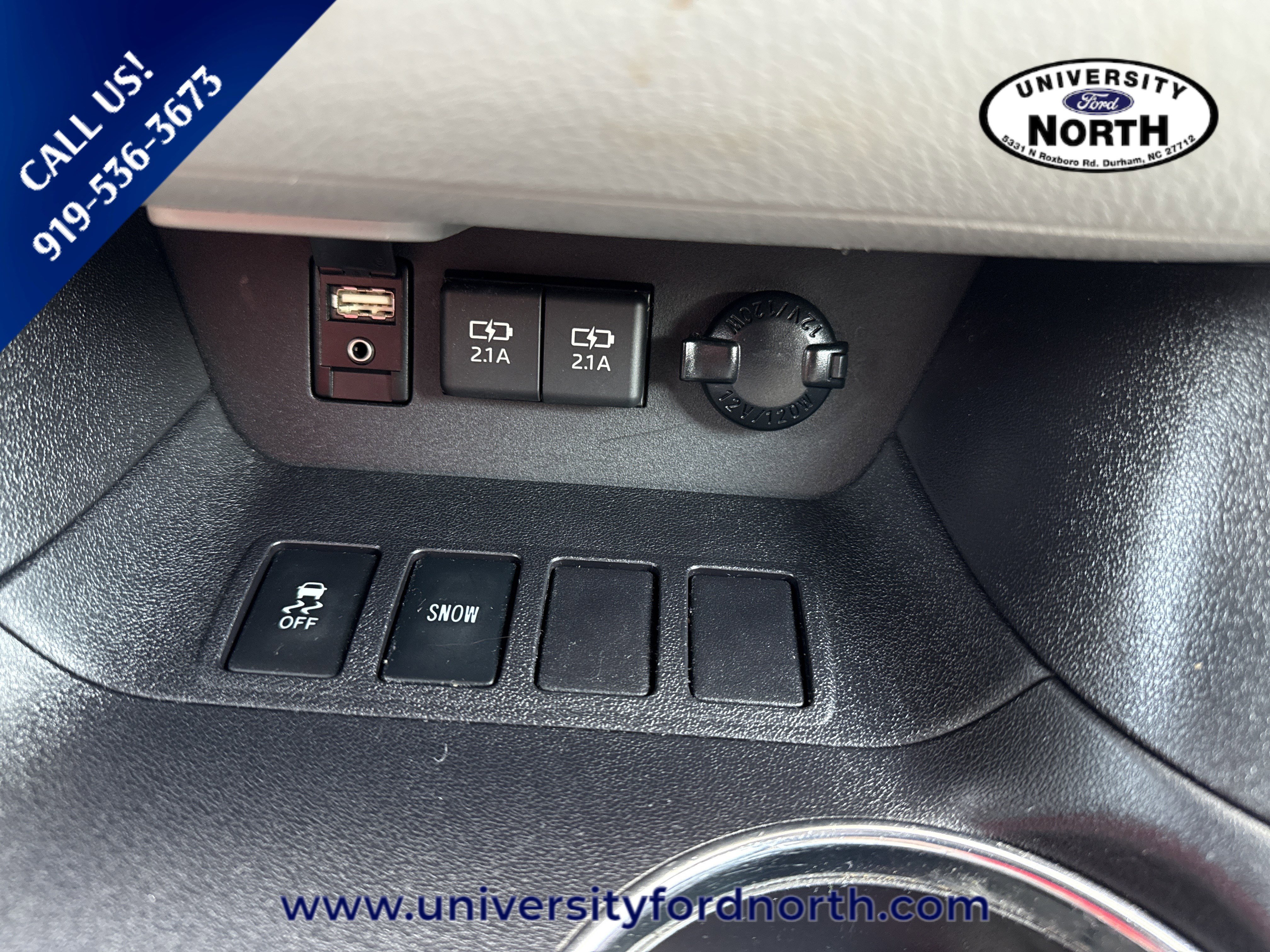 Used 2019 Toyota Highlander XLE image 29