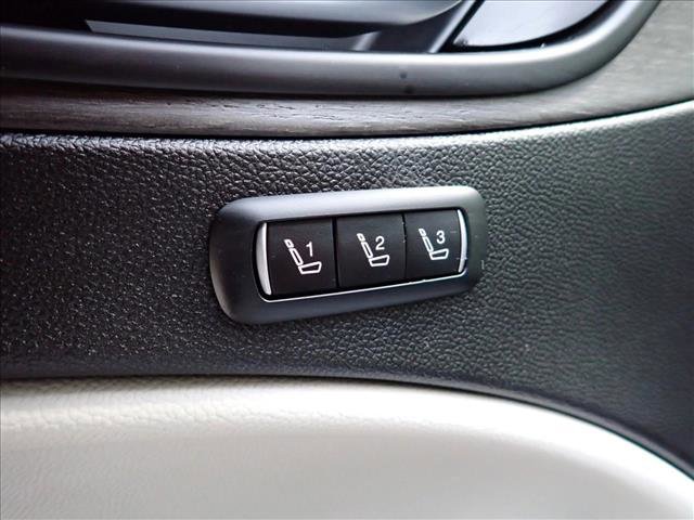 Used 2021 Alfa Romeo Stelvio Ti w/ Nero Edizione image 15