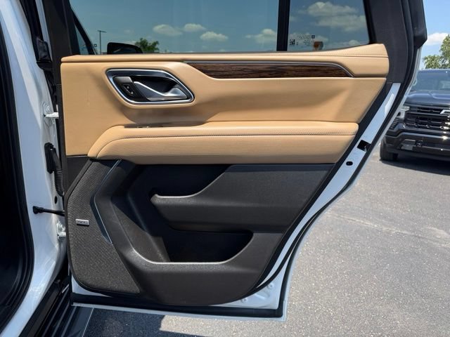 Certified 2023 Chevrolet Tahoe Premier w/ Advanced Technology Package AWD/4WD image 11