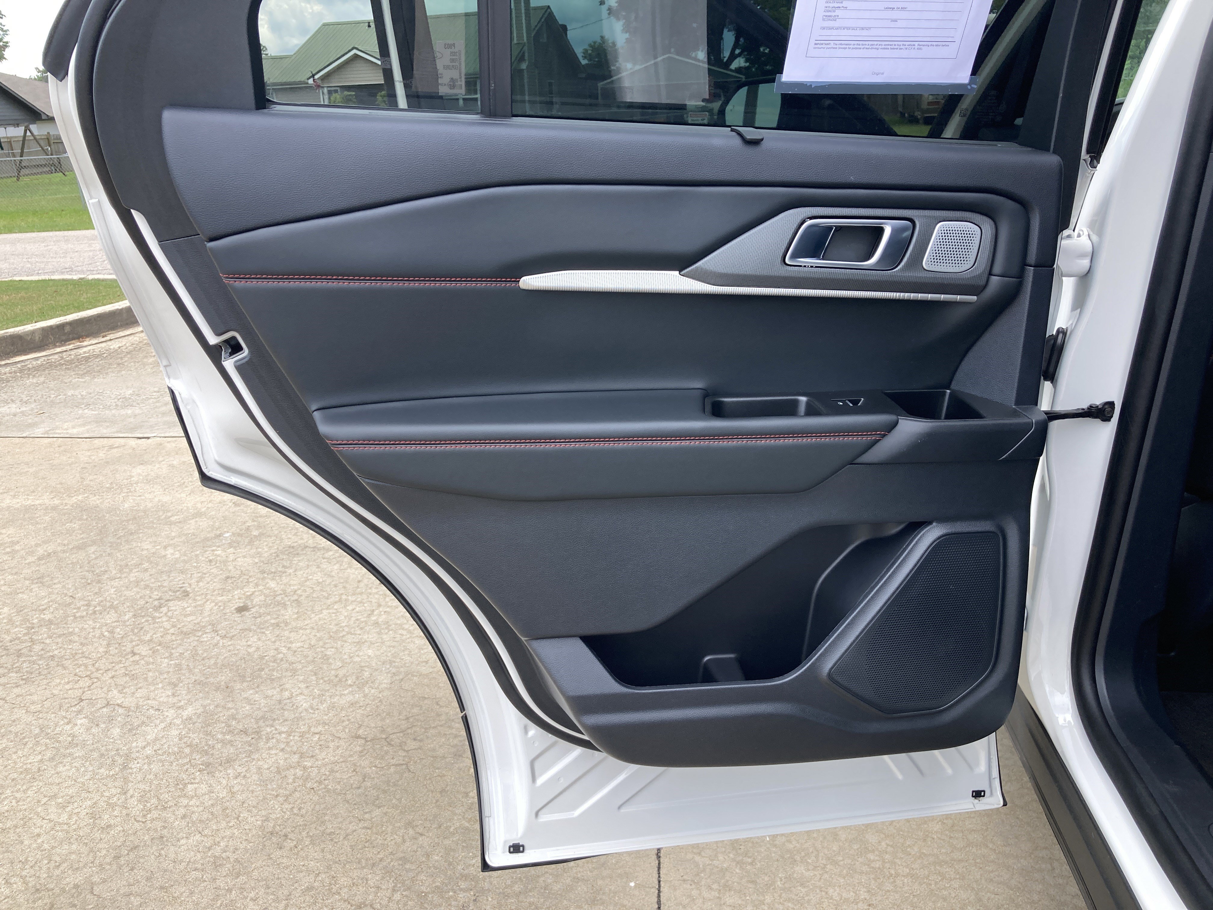 Used 2025 Ford Explorer ST AWD/4WD image 21