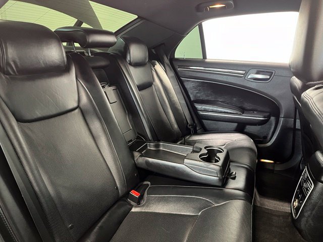Used 2013 Chrysler 300 C RWD image 14