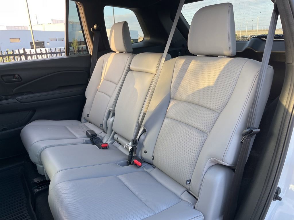 Certified 2023 Honda Passport EX-L image 28