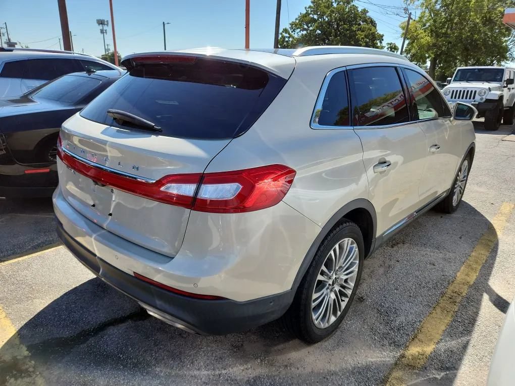 Used 2018 Lincoln MKX Reserve FWD image 6