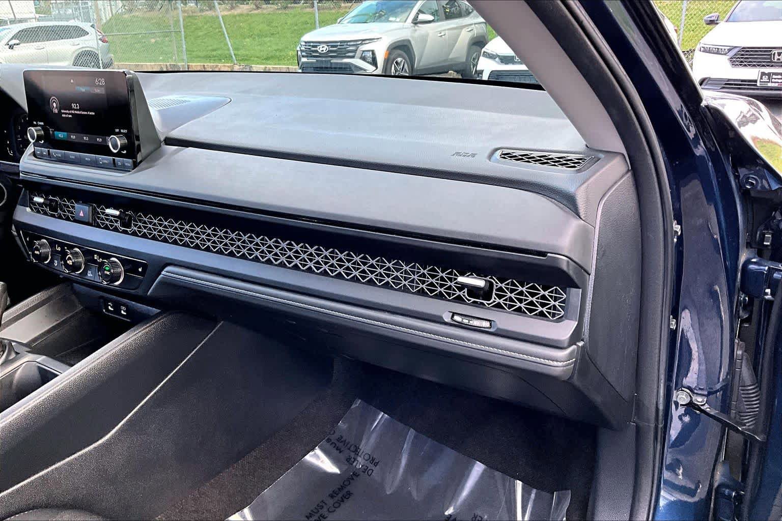 Used 2024 Honda Accord EX image 17