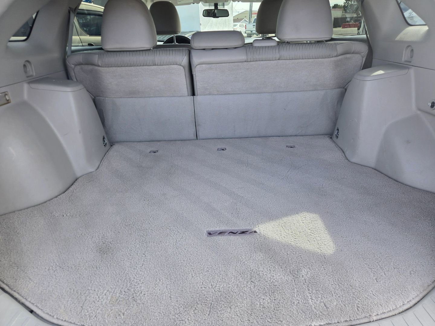 Used 2013 Toyota Venza LE image 14