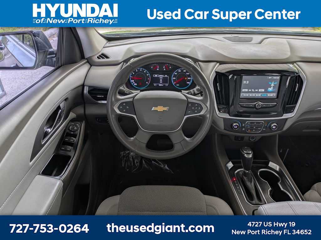 Used 2019 Chevrolet Traverse LT FWD image 22