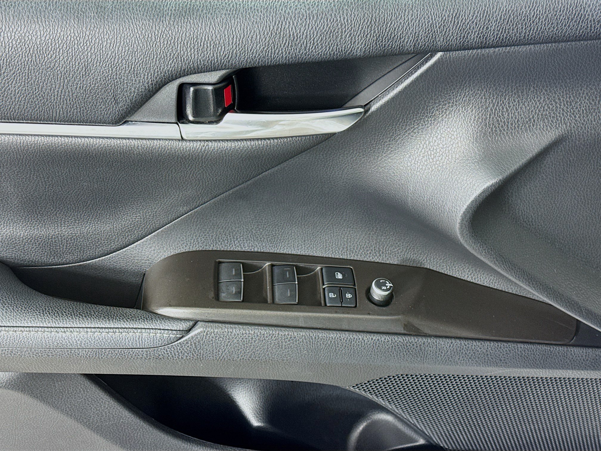 Certified 2021 Toyota Camry XSE w/ Navigation Package FWD image 18