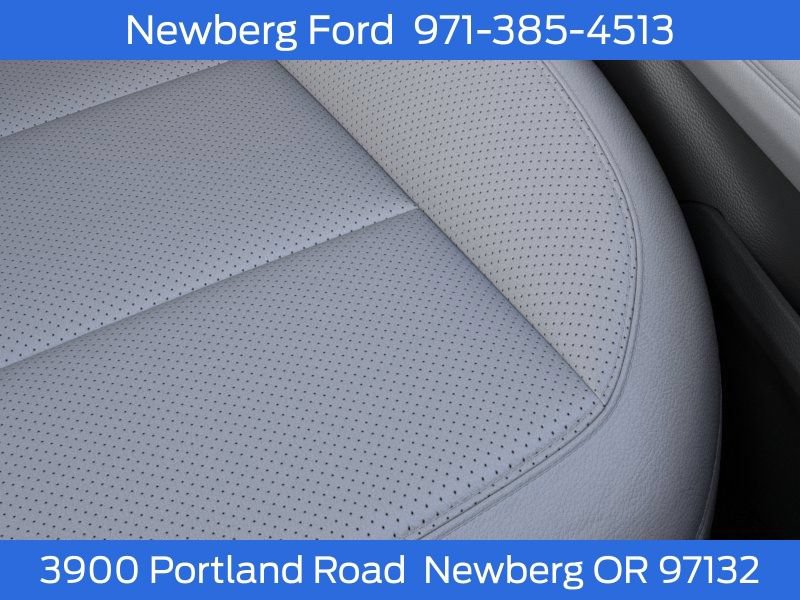 New 2026 Ford Explorer Platinum w/ LUX Leather Package AWD/4WD image 16
