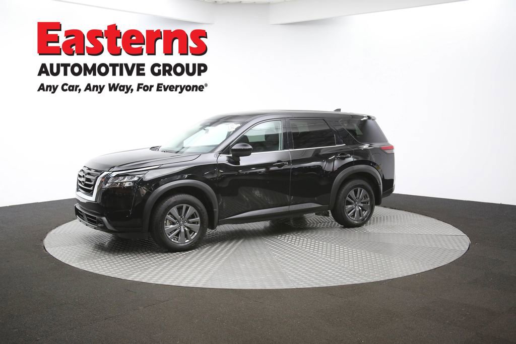 Used 2024 Nissan Pathfinder S image 58