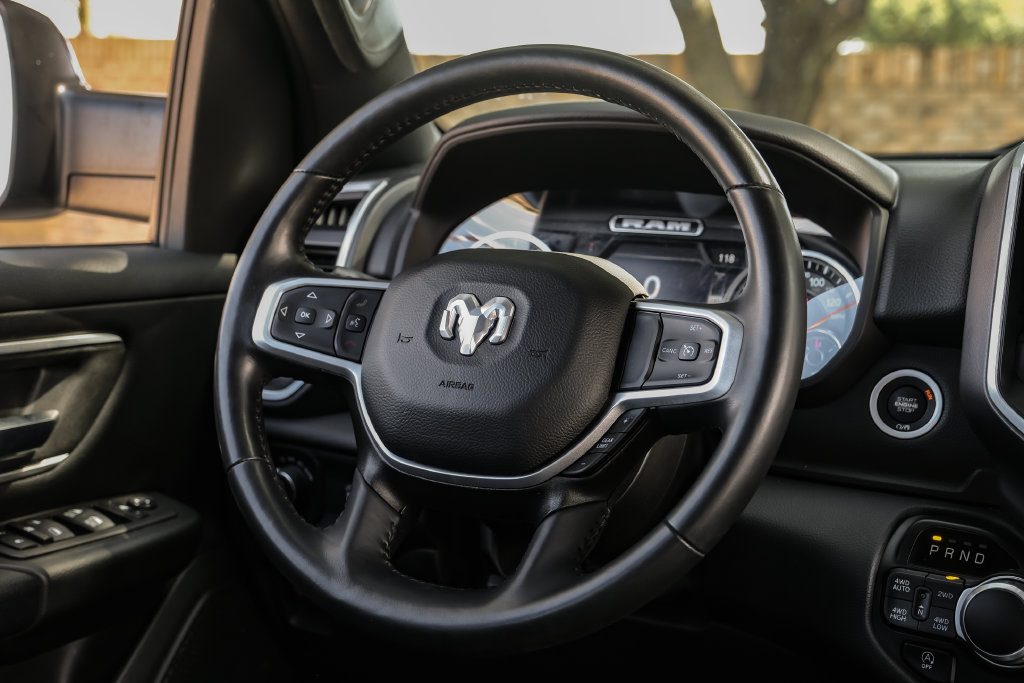 Used 2023 RAM 1500 Big Horn AWD/4WD image 4